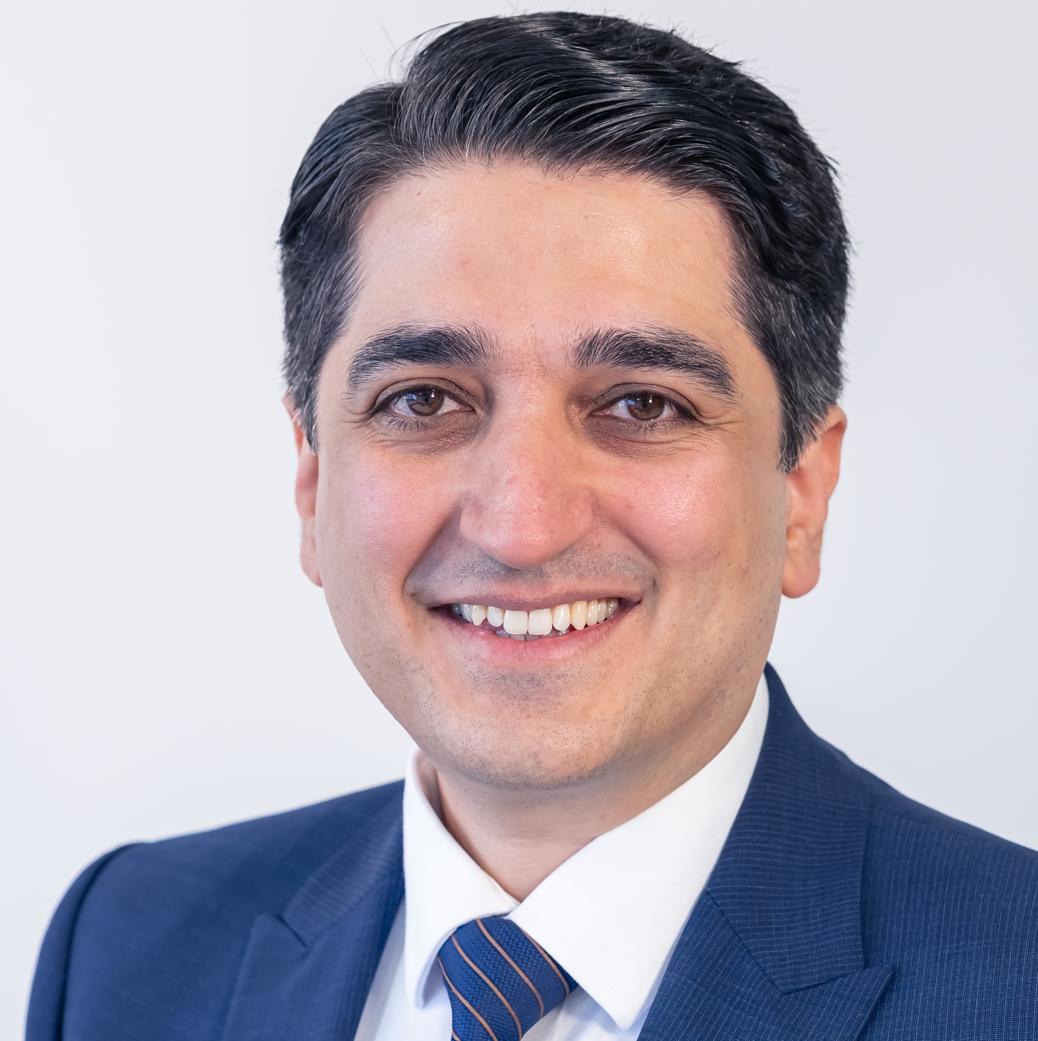 Portrait of Professor Vahid Vahidinasab